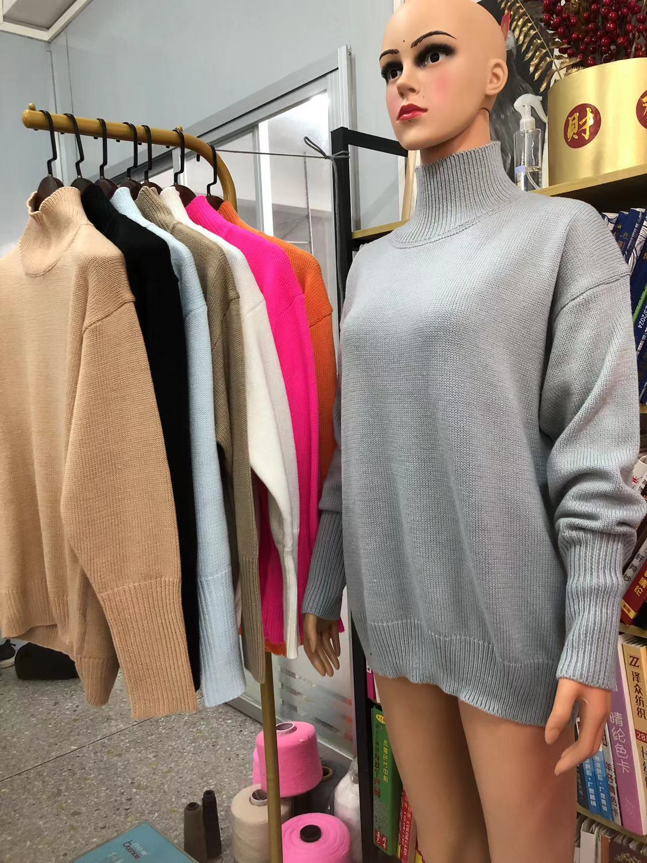 Langärmliger Pullover in Volltonfarbe für Damen