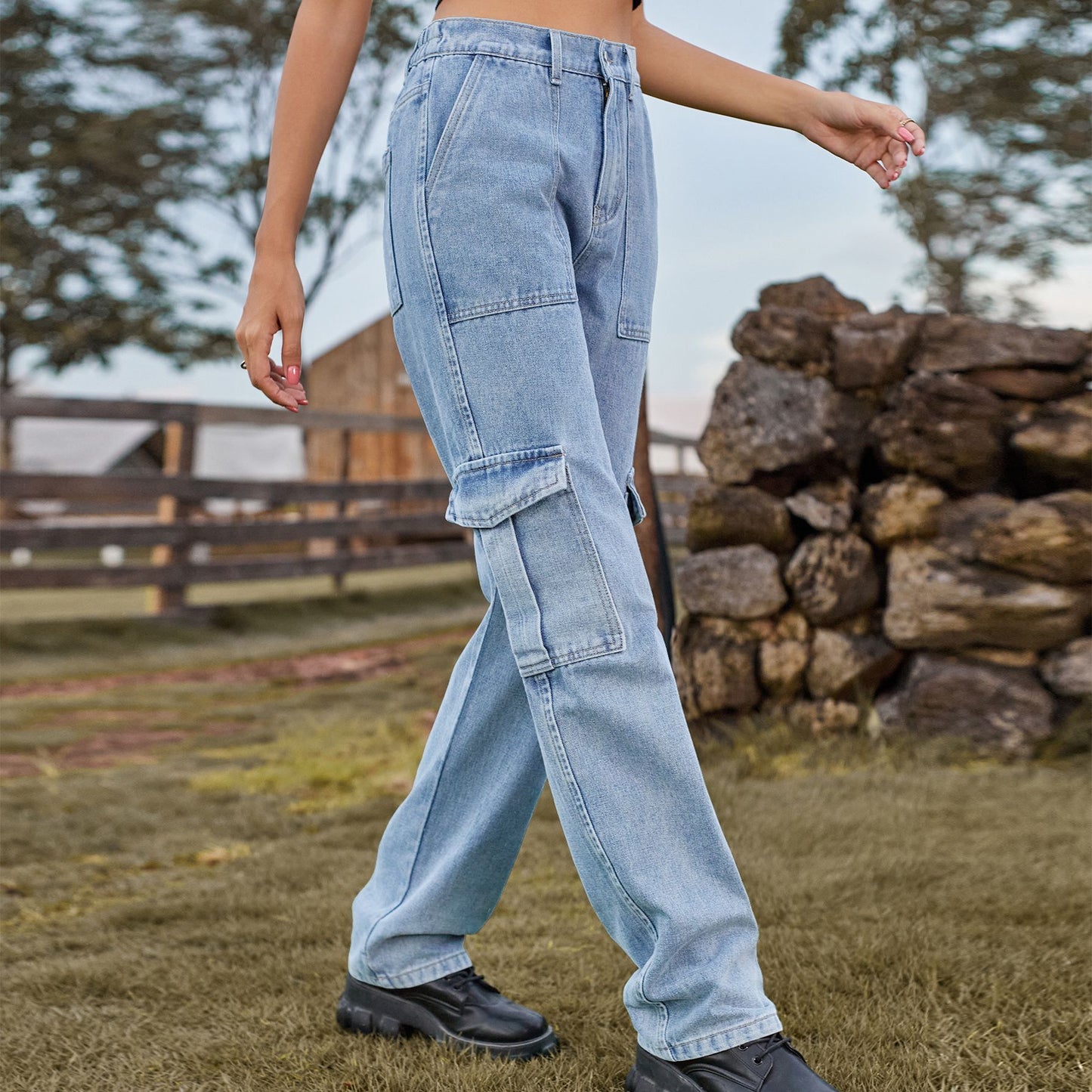 Pantalones vaqueros retro lavados con diseño elástico medio para mujer