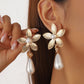 Pendientes de perlas con flores retro de Niche